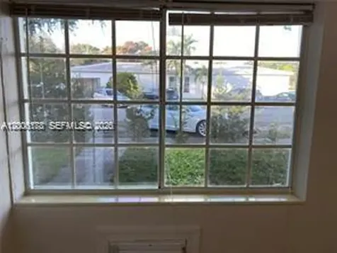 190 NE 90th Street El Portal FL 33138