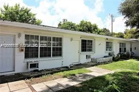 190 NE 90th Street El Portal FL 33138