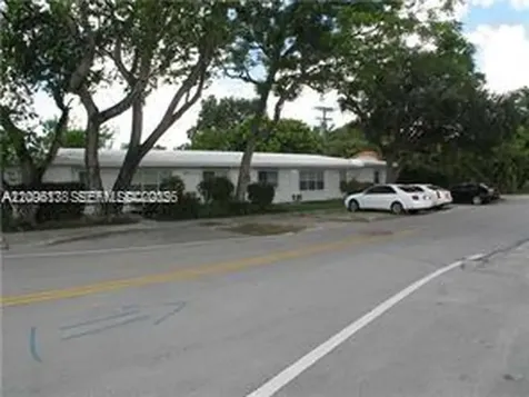 190 NE 90th Street El Portal FL 33138
