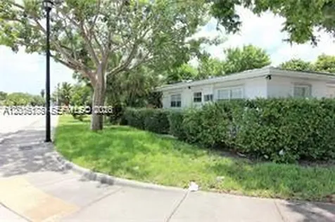 190 NE 90th Street El Portal FL 33138