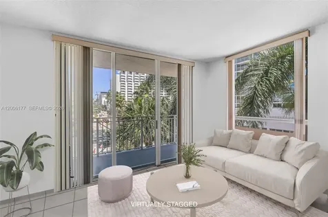 2642 Collins Avenue Miami Beach FL 33140