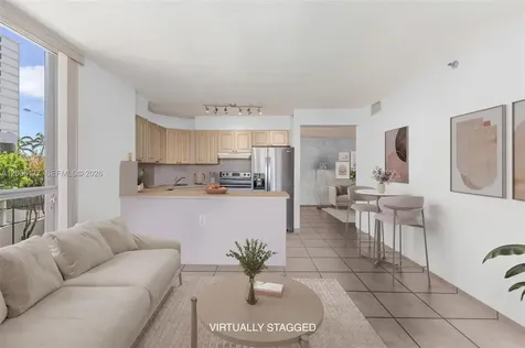 2642 Collins Avenue Miami Beach FL 33140