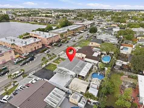 1132 W 71st Street Hialeah FL 33014