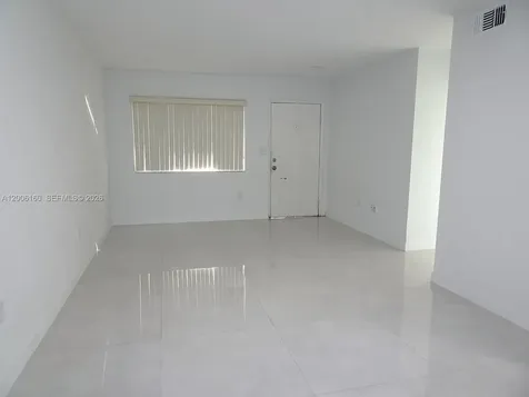 7921 SW 152 Avenue Miami FL 33193