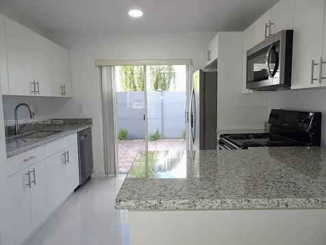 7921 SW 152 Avenue Miami FL 33193