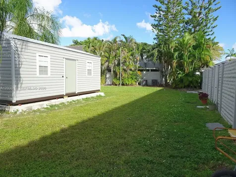 7921 SW 152 Avenue Miami FL 33193