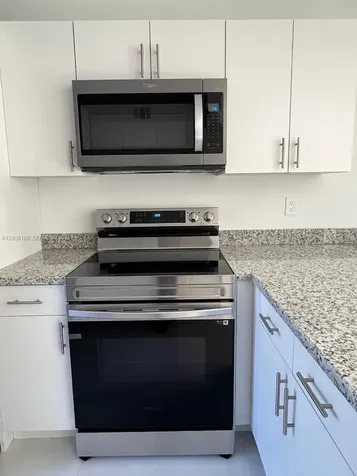 7921 SW 152 Avenue Miami FL 33193
