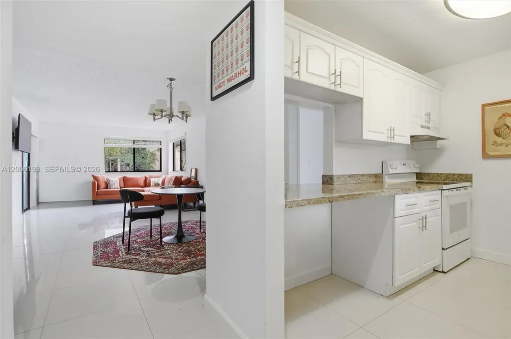 183 Lakeview Drive Weston FL 33326
