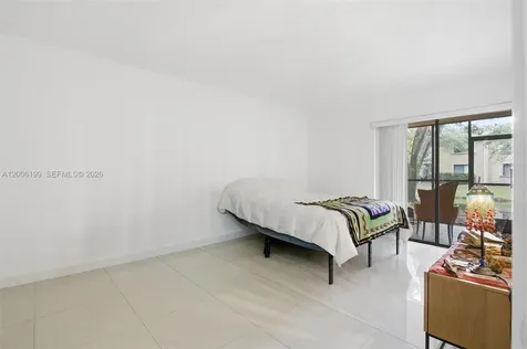 183 Lakeview Drive Weston FL 33326