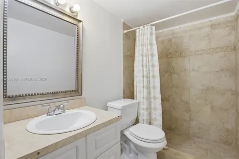 183 Lakeview Drive Weston FL 33326