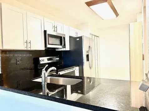 871 NE 207th Terrace Miami FL 33179
