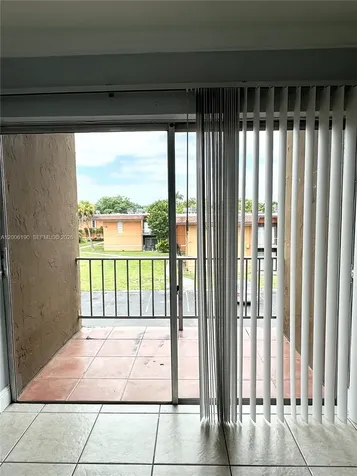 9405 SW 76th Street Miami FL 33173