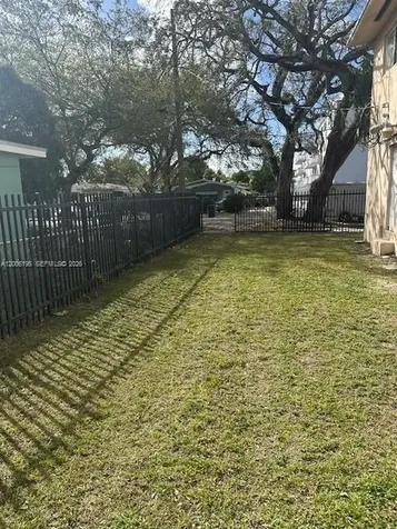 14305 NE 6th Avenue North Miami FL 33161