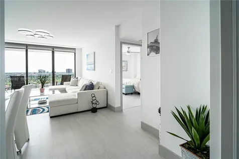 19707 Turnberry Way Aventura FL 33180