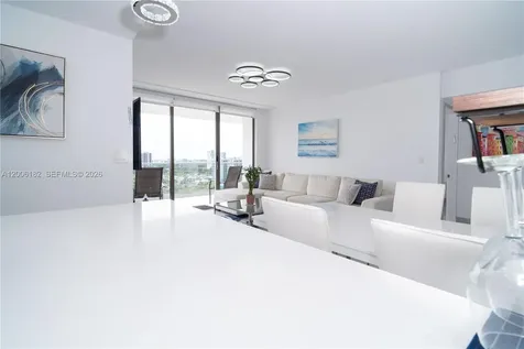 19707 Turnberry Way Aventura FL 33180