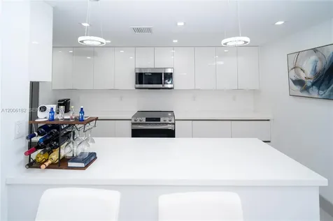 19707 Turnberry Way Aventura FL 33180