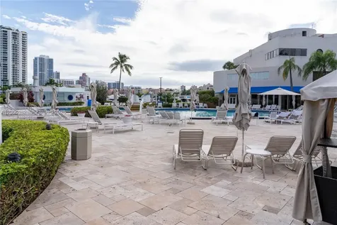 19707 Turnberry Way Aventura FL 33180