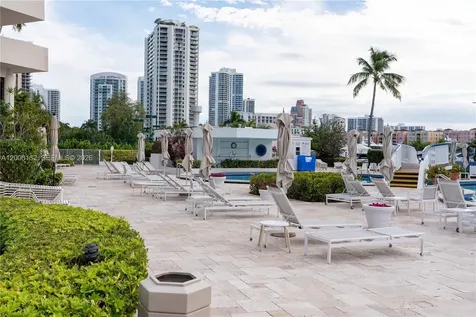 19707 Turnberry Way Aventura FL 33180