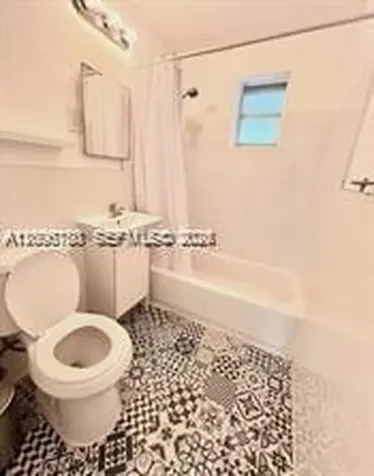 8960 NE 2nd Avenue El Portal FL 33138