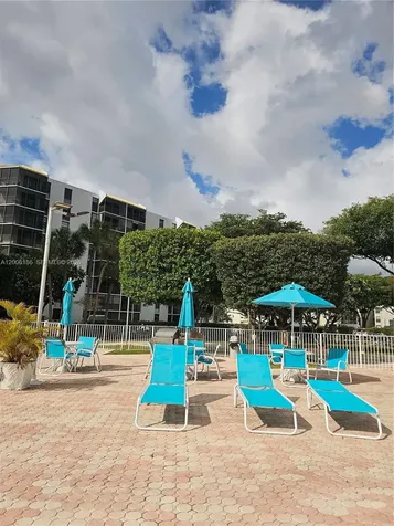 20500 W Country Club Drive Aventura FL 33180