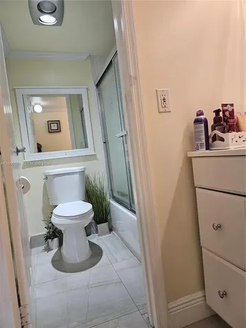20500 W Country Club Drive Aventura FL 33180