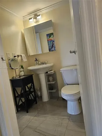 20500 W Country Club Drive Aventura FL 33180