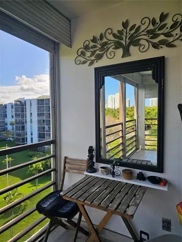 20500 W Country Club Drive Aventura FL 33180
