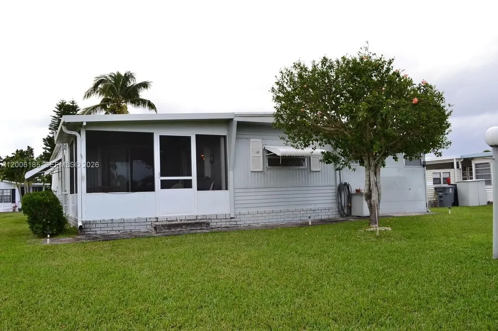 1620 SW 64th Way Boca Raton FL 33428