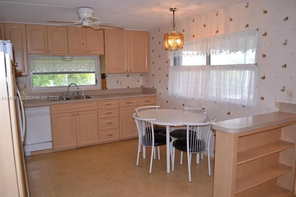 1620 SW 64th Way Boca Raton FL 33428
