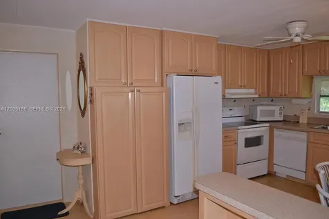 1620 SW 64th Way Boca Raton FL 33428