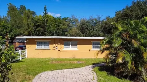 4001 SW 73rd Avenue Davie FL 33314