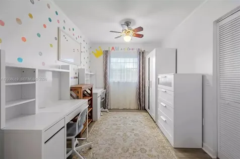 4001 SW 73rd Avenue Davie FL 33314