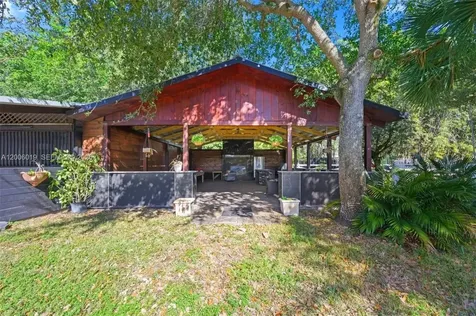 4001 SW 73rd Avenue Davie FL 33314