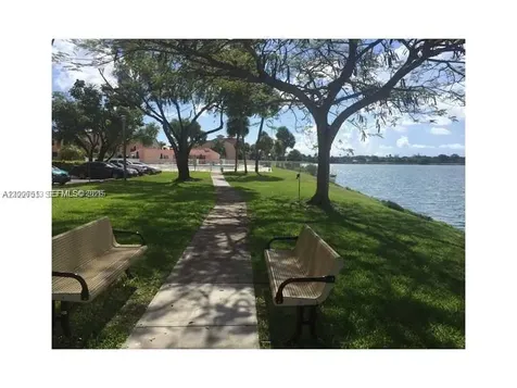 20840 San Simeon Way Miami FL 33179