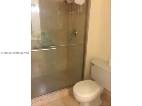 20840 San Simeon Way Miami FL 33179