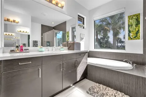 865 SW 113th Lane Pembroke Pines FL 33025