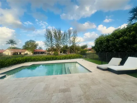865 SW 113th Lane Pembroke Pines FL 33025