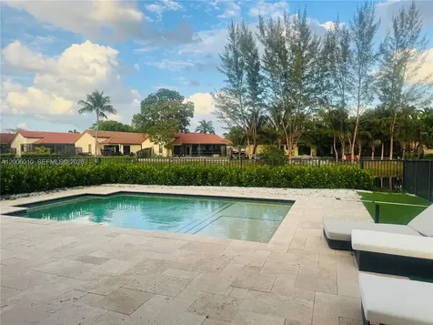 865 SW 113th Lane Pembroke Pines FL 33025