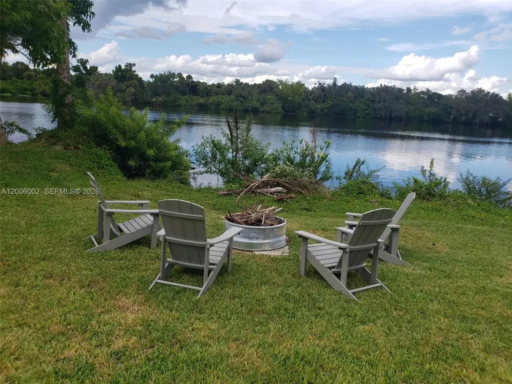 2111 Waylife Court Other City - In The State Of Florida FL 33920