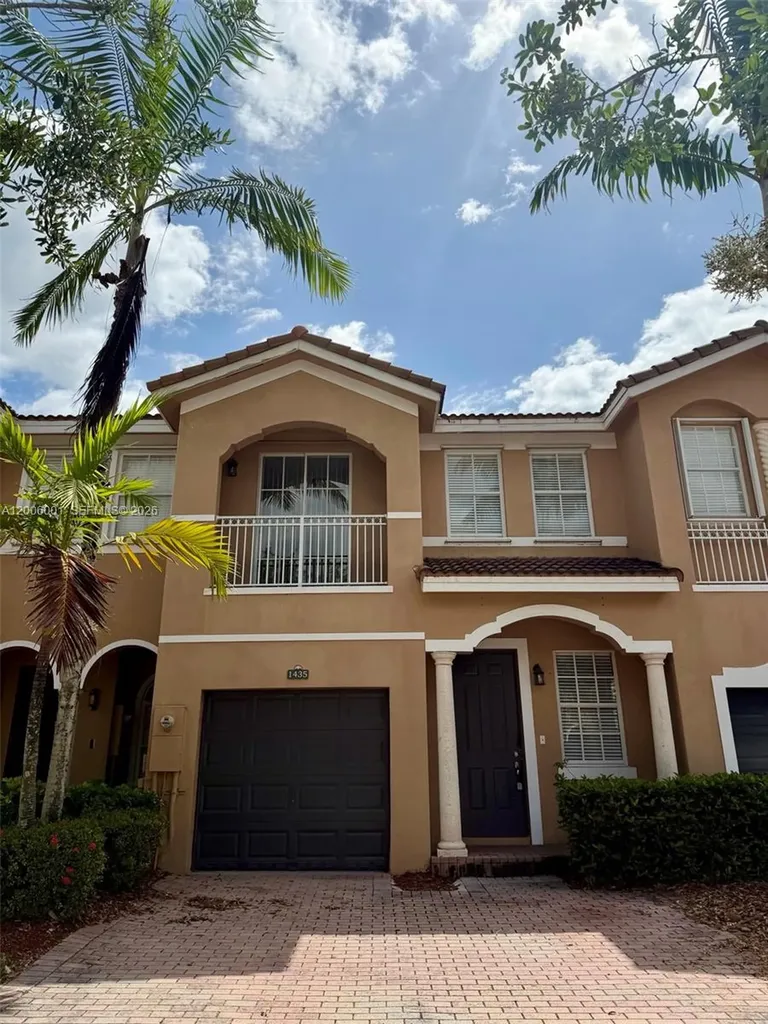 1435 SE 25th Avenue Homestead FL 33035