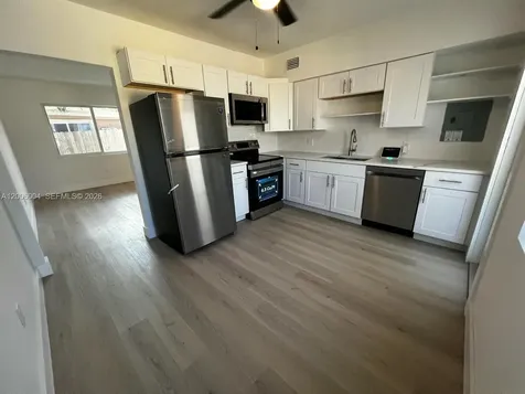 2041 NW 2nd Street Miami FL 33125