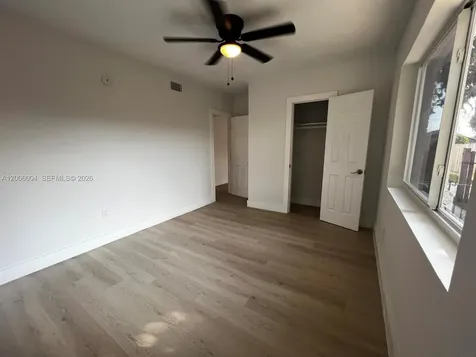 2041 NW 2nd Street Miami FL 33125