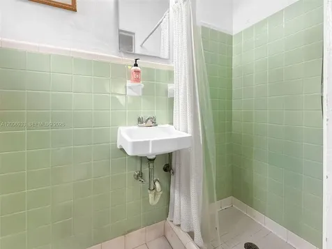 4401 SW 16th Street Miami FL 33134