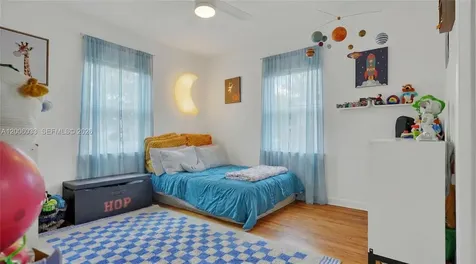 4401 SW 16th Street Miami FL 33134