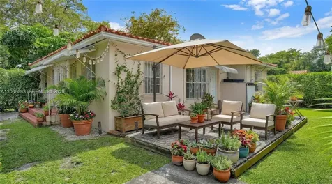 4401 SW 16th Street Miami FL 33134