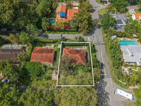 4401 SW 16th Street Miami FL 33134