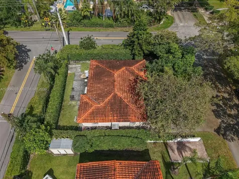 4401 SW 16th Street Miami FL 33134