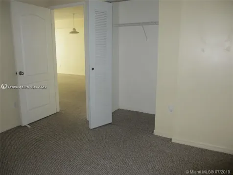 5091 NW 7th Street Miami FL 33126