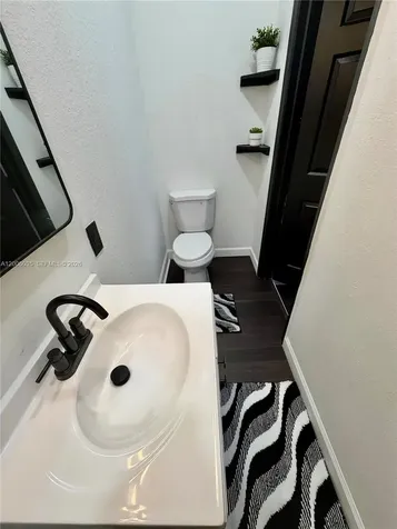 129 SW 229th Miami FL 33170