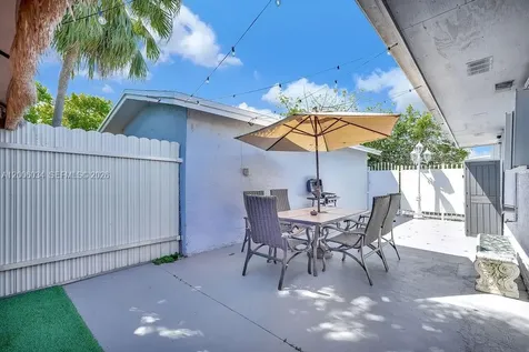 25420 SW 124th Place Homestead FL 33032